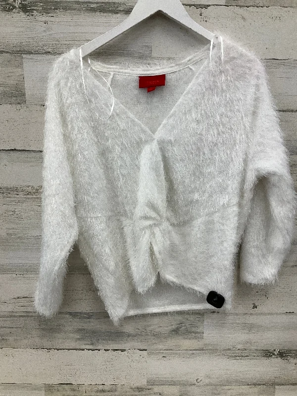 Sweater By Jennifer Lopez In White, Size: M