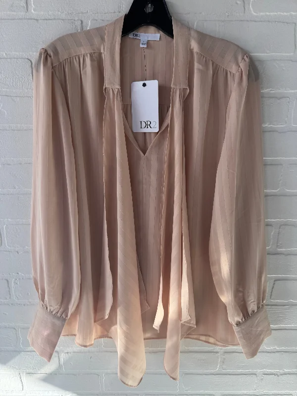 Top Long Sleeve By Dr2 In Tan, Size: M