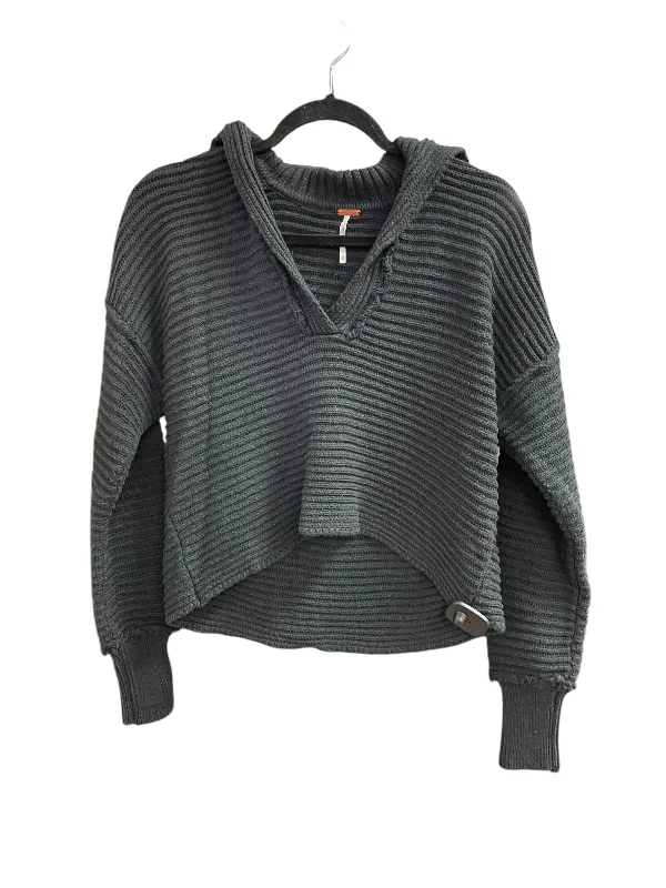 Sweater By Free People In Grey, Size: Xs