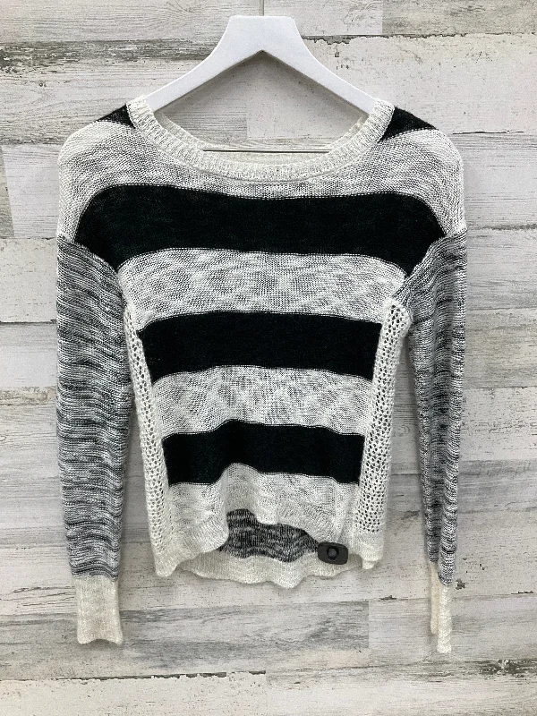 Sweater By Ultra Flirt In Black & White, Size: S