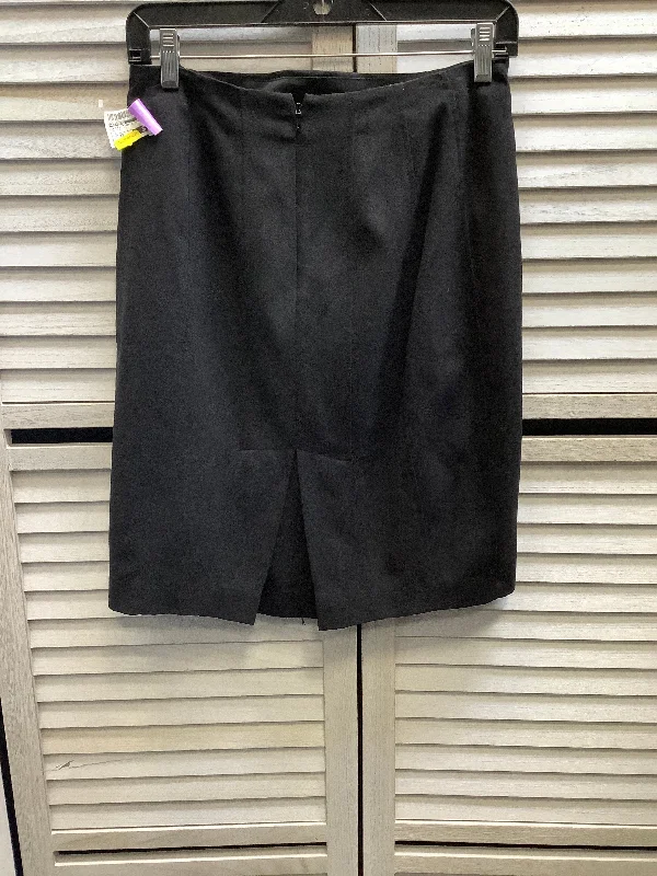 Skirt Mini & Short By Express In Black, Size: Xs