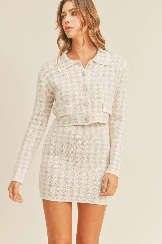 Refined Simplicity Hot Girl MABLE Houndstooth Cropped Knit Cardigan and Mini Skirt Set In Beige Refined Simplicity Hot Girl MABLE Houndstooth Cropped Knit Cardigan and Mini Skirt Set In Beige
