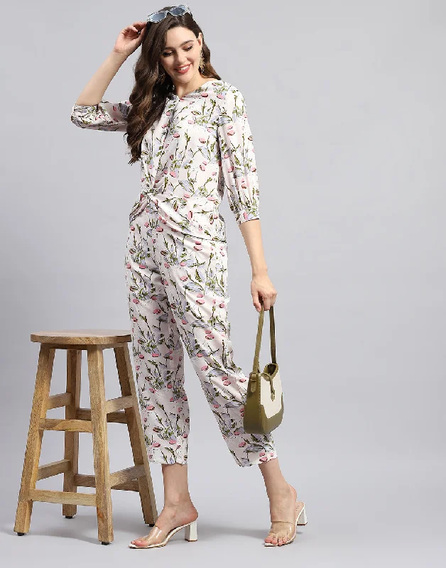 Trendy Women's Collection Women White & Pink Floral Print V Neck 3/4 Sleeve Cords Set